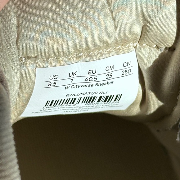 Lululemon Cityverse Leather beige Sneaker Women's Beige Athletic Shoes - Picture 10 of 10